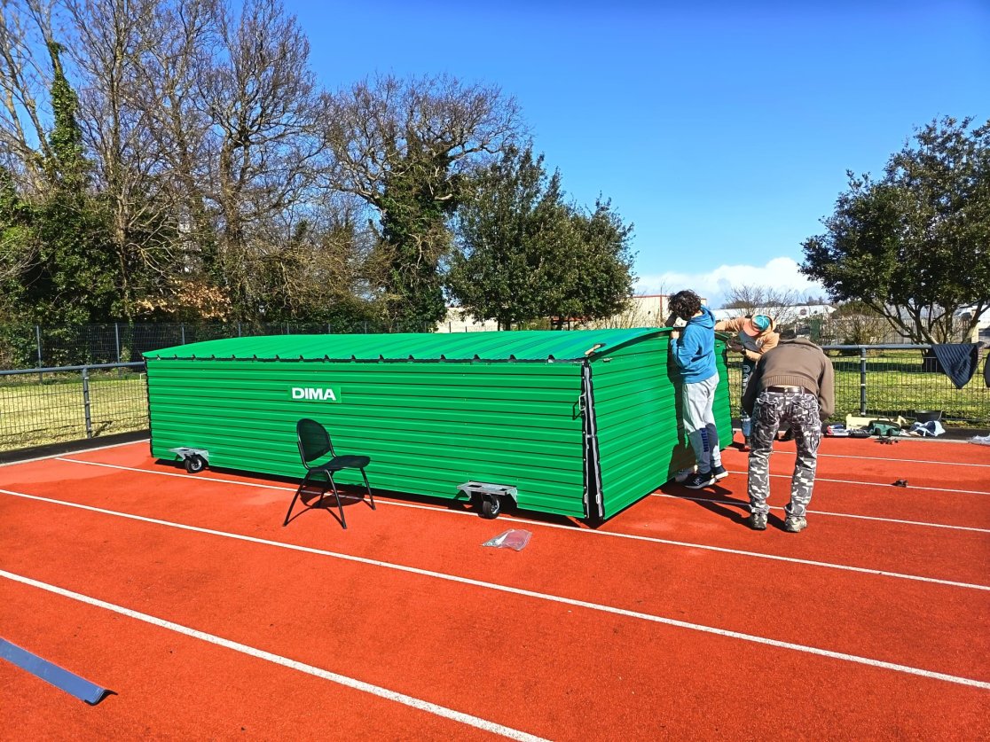 28/02/26 - Stade - Protection tapis de saut